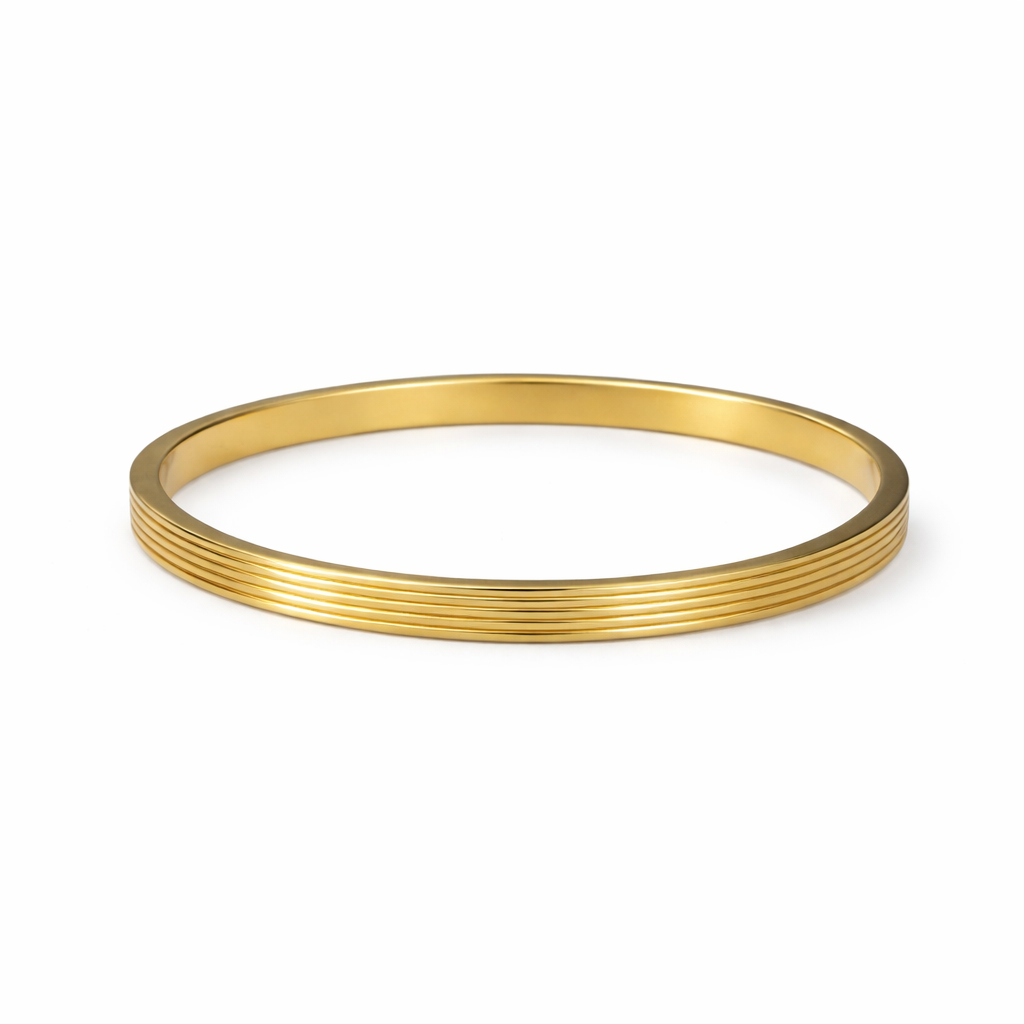 Aurelia Ribbed Gold Bangle